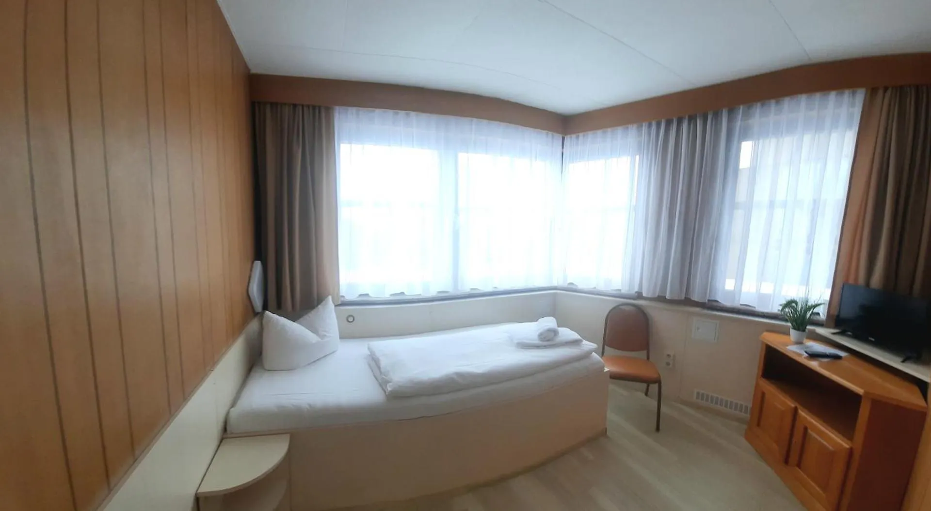 Central-Hotel Tegel Βερολίνο 2*,  Γερμανία